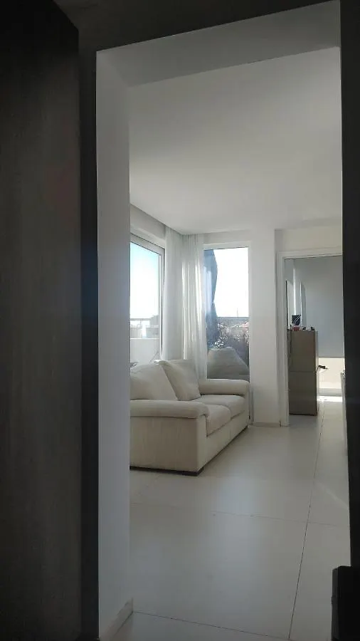 Attico Sul Porto Di Catania E Vista Vulcano 0*,  Itália